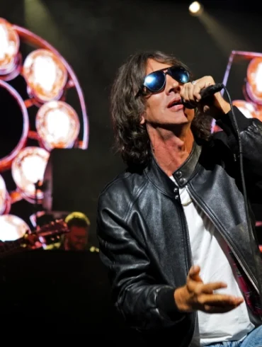 Richard Ashcroft - RnR Circus Sheffield 2026 - Photo Credit - Hayley Grice